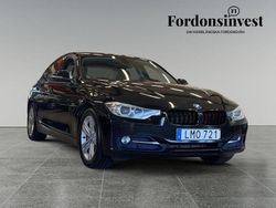 Svart Begagnad 2014 BMW 318 Sport Line Sedan | 92 500 kr (Marknadspris)