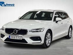 Ice vit Begagnad 2018 Volvo V60 Momentum Kombi | 219 800 kr (Marknadspris)