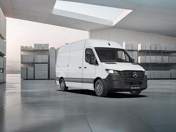 Vit Begagnad 2024 Mercedes Sprinter Van | 673 750 kr