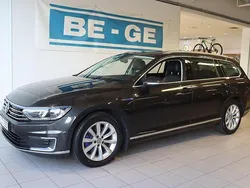 Grå Begagnad 2018 VW Passat GTE Kombi | 169 900 kr (Bra pris)