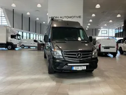 Grå Begagnad 2016 Mercedes Sprinter Van | 799 900 kr