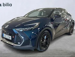 Blå Begagnad 2024 Toyota C-HR Sport SUV | 419 900 kr (Marknadspris)