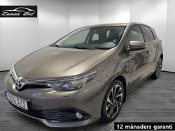 Mörkgrå (grå) Begagnad 2016 Toyota Auris Multidrive S Halvkombi | 124 900 kr (Marknadspris)