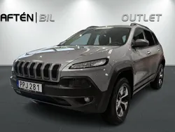 Grå Begagnad 2014 Jeep Cherokee Trailhawk SUV | 134 900 kr (Marknadspris)