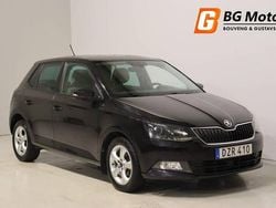 Svart Begagnad 2014 Skoda Fabia Elegance Halvkombi | 84 900 kr (Marknadspris)
