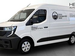 Vit (white) Ny 2024 Renault Master Van | 749 875 kr