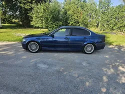 Blå Begagnad 2002 BMW 330 Sedan | 69 000 kr