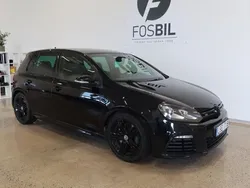Svart Begagnad 2011 VW Golf VI R Halvkombi | 159 900 kr (Dyr)