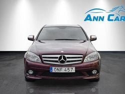 Röd Begagnad 2008 Mercedes C180 AMG Sedan | 79 900 kr (Marknadspris)
