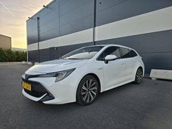 Vit Begagnad 2021 Toyota Corolla Style Kombi | 139 000 kr