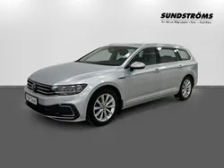 Silver Begagnad 2022 VW Passat GTE Kombi | 329 900 kr (Marknadspris)