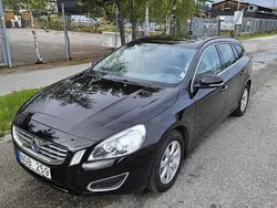 Svart Begagnad 2012 Volvo V60 Momentum Kombi | 120 000 kr (Superpris)