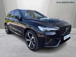 Mörkblå Begagnad 2021 Volvo XC60 R-Design SUV | 469 500 kr (Marknadspris)