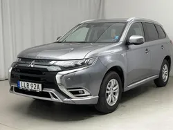 Grå Begagnad 2020 Mitsubishi Outlander Edition SUV | 249 800 kr