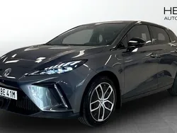 Grå (grey) Begagnad 2023 MG MG4 EV Luxury Halvkombi | 349 990 kr (Marknadspris)
