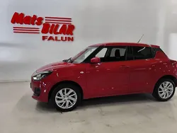Röd Begagnad 2022 Suzuki Swift Comfort Halvkombi | 199 900 kr (Lite dyr)
