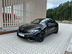 Svart Begagnad 2018 BMW M2 Sportkupé | 489 000 kr (Marknadspris)