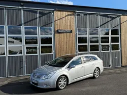 Silver Begagnad 2009 Toyota Avensis Premium Kombi | 69 900 kr (Marknadspris)