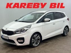 Vit Begagnad 2017 Kia Carens Comfort Minibuss | 113 900 kr (Marknadspris)