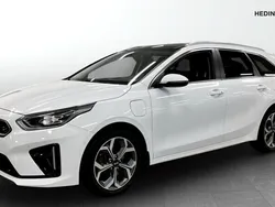 Vit (white) Begagnad 2020 Kia Ceed Sportswagon 2 Kombi | 249 900 kr (Lite dyr)