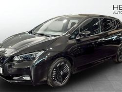 Svart Begagnad 2022 Nissan Leaf N-Connecta Halvkombi | 184 900 kr (Marknadspris)