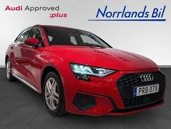 Tangoröd metallic Begagnad 2023 Audi A3 Proline | 279 900 kr (Marknadspris)