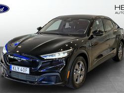 Svart (black) Begagnad 2021 Ford Mustang Mach-E SUV | 334 900 kr