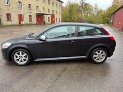 Svart Begagnad 2012 Volvo C30 R-Design Halvkombi | 59 900 kr (Marknadspris)