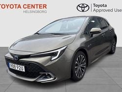 Grön Begagnad 2024 Toyota Corolla Hybrid Style Halvkombi | 309 900 kr (Lite dyr)