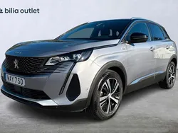 Grå Begagnad 2023 Peugeot 3008 GTi SUV | 259 900 kr (Marknadspris)