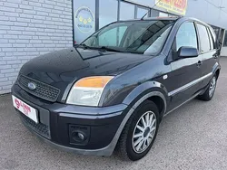 Svart Begagnad 2008 Ford Fusion Halvkombi | 27 999 kr