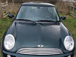 Grön Begagnad 2004 Mini Cooper Pepper Halvkombi | 20 000 kr (Superpris)
