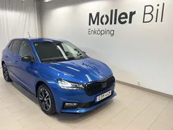 Blå (race blue metallic) Begagnad 2024 Skoda Fabia Monte Carlo Halvkombi | 234 500 kr (Marknadspris)