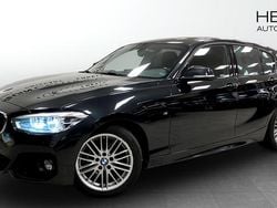 Svart Begagnad 2018 BMW 118 M Sport Halvkombi | 159 900 kr (Marknadspris)
