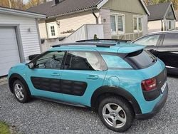 Blå Begagnad 2015 Citroën C4 Cactus Halvkombi | 64 000 kr (Bra pris)