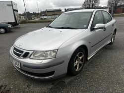 Grå Begagnad 2003 Saab 9-3 Linear Sedan | 13 000 kr (Bra pris)