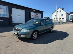 Grön Begagnad 2005 Skoda Octavia Halvkombi | 19 500 kr (Lite dyr)
