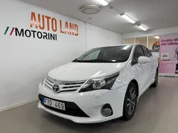 Vit Begagnad 2012 Toyota Avensis Premium Sedan | 84 900 kr (Marknadspris)