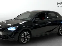 Svart (black) Begagnad 2021 Opel Corsa-e Design Edition Halvkombi | 149 900 kr (Bra pris)