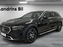 Obsidiansvart metallic Begagnad 2025 Mercedes E300 Kombi | 749 900 kr