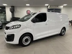 Vit Begagnad 2022 Fiat e-Scudo L3 75 kWh Minibuss | 259 900 kr