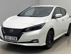 Vit Begagnad 2023 Nissan Leaf N-Connecta Halvkombi | 209 000 kr (Superpris)