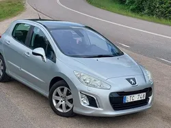 Grå Begagnad 2012 Peugeot 308 Halvkombi | 55 000 kr (Marknadspris)