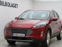 Röd Begagnad 2022 Ford Kuga Business Edition SUV | 244 800 kr (Marknadspris)