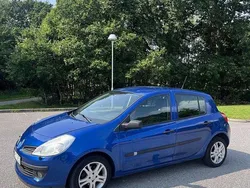 Blå Begagnad 2007 Renault Clio R.S. Halvkombi | 25 000 kr (Lite dyr)