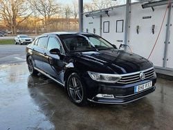 Svart Begagnad 2015 VW Passat Sedan | 155 000 kr (Marknadspris)