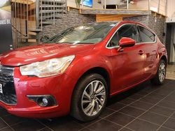 Röd Begagnad 2011 Citroën DS4 Halvkombi | 59 900 kr