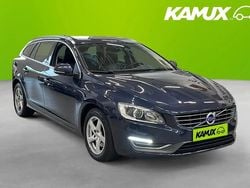 Blå Begagnad 2015 Volvo V60 Summum Kombi | 124 700 kr (Marknadspris)