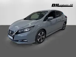 Ljusgrå Begagnad 2021 Nissan Leaf Halvkombi | 159 000 kr (Marknadspris)