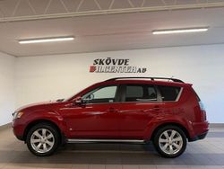 Mörkröd Begagnad 2011 Mitsubishi Outlander SUV | 129 500 kr